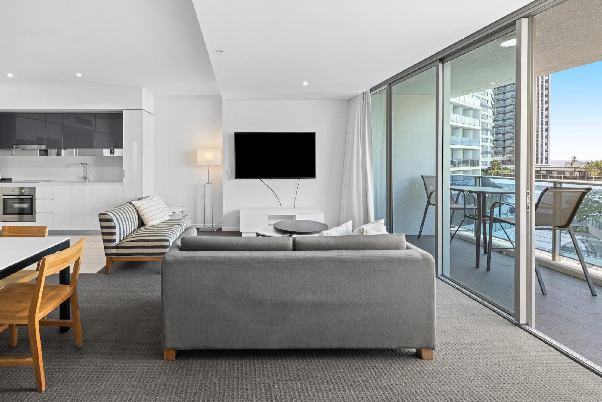 H-Residences Private Apartments - Hosted By Coastal Letting Гоулд Коуст Екстериор снимка