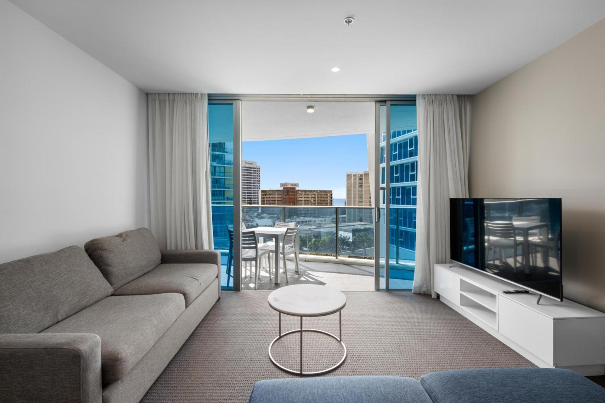 H-Residences Private Apartments - Hosted By Coastal Letting Гоулд Коуст Екстериор снимка