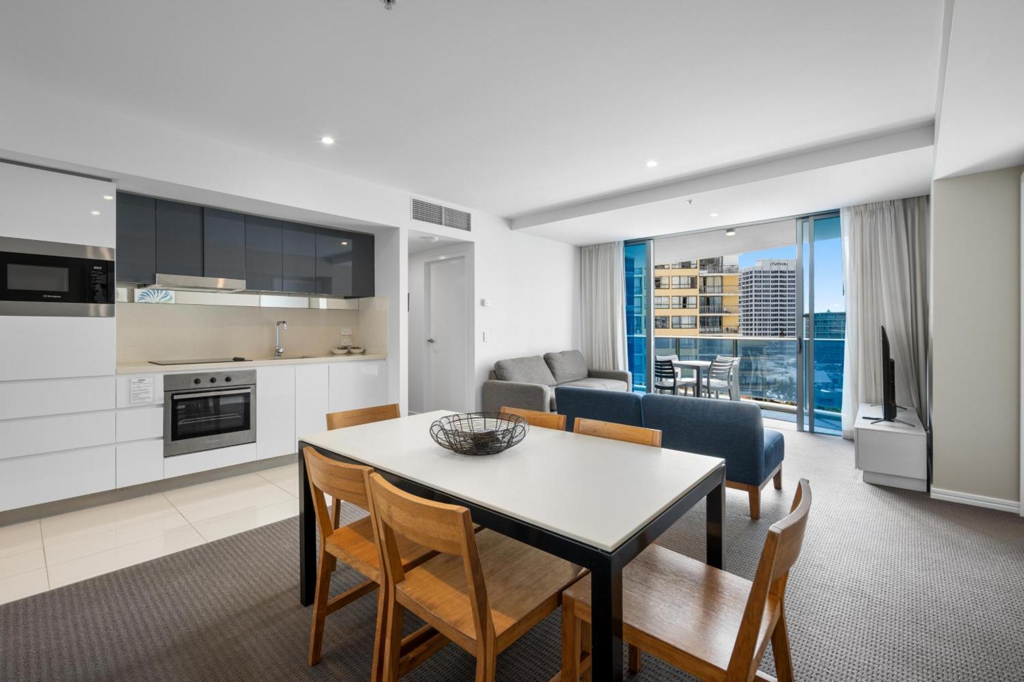 H-Residences Private Apartments - Hosted By Coastal Letting Гоулд Коуст Екстериор снимка