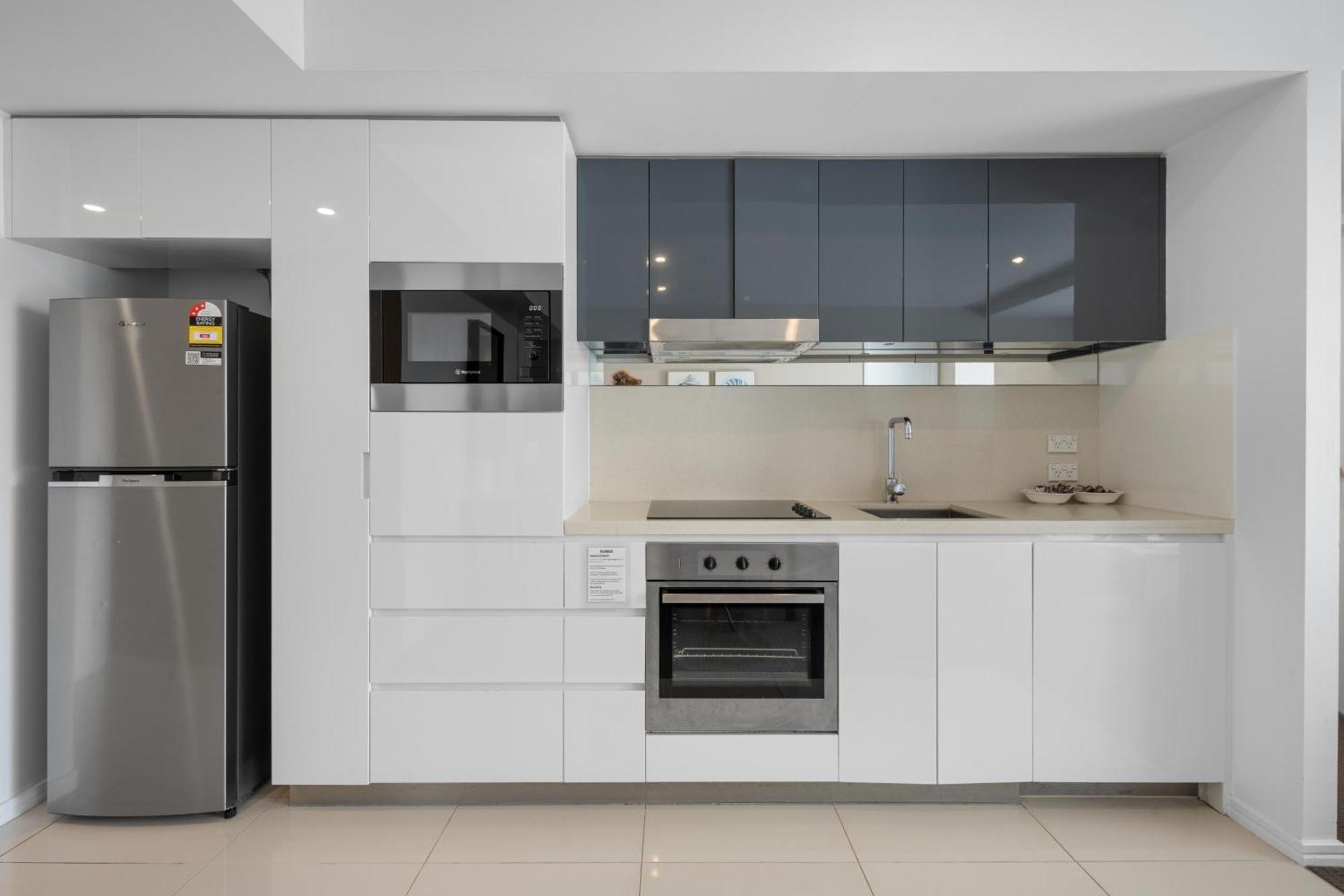 H-Residences Private Apartments - Hosted By Coastal Letting Гоулд Коуст Екстериор снимка